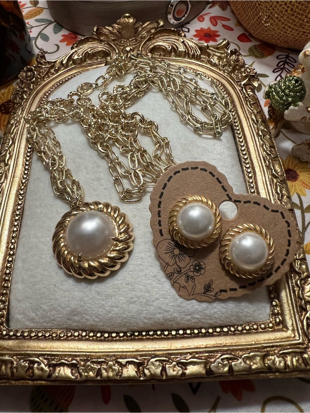 Talbots Gold-Tone Rope-Detail Pearl Necklace and Stud Earrings Set
